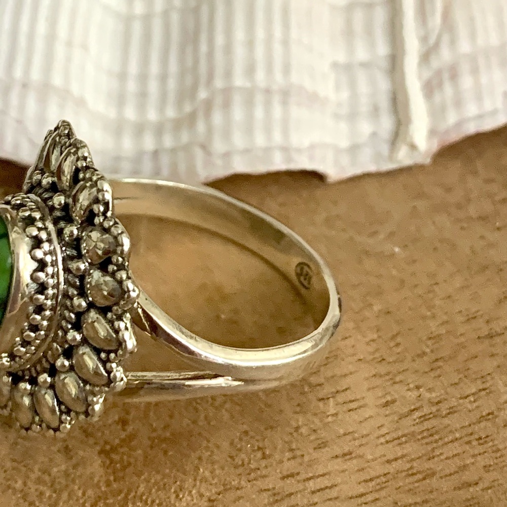 Green Mohave Turquoise Sterling Ring - Picture 4 of 4